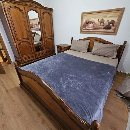Apartament 2 Bedrooms, Botanica Chisinau Exterior photo