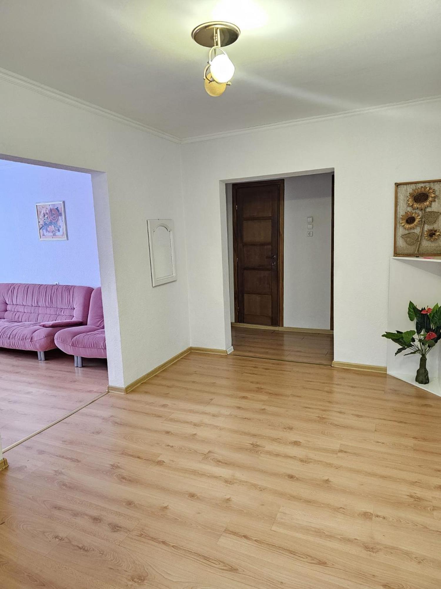 2 Bedrooms, Botanica