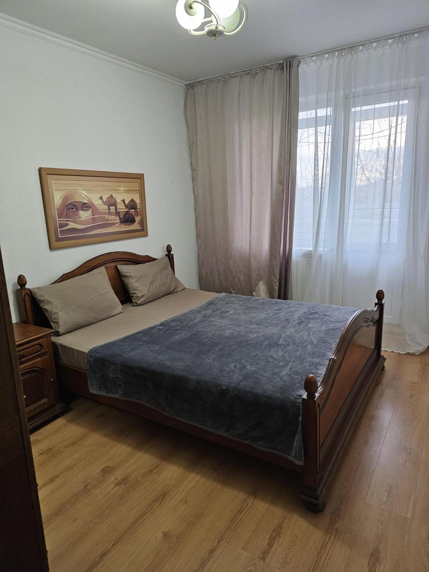 2 Bedrooms, Botanica Apartment *